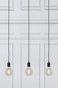 Markslöjd SKY – 3-valoinen suoralinjainen riippuvalaisin, musta – tuotekuva