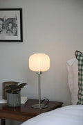 Markslöjd SOBER – pöytävalaisin, teräksenvärinen/valkoinen – sisustuskuva