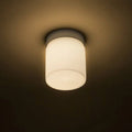ESICA CYL LED-valaisin asennettuna kattoon, moderni ja energiatehokas ratkaisu kosteisiin tiloihin, 369 lumenin kirkkaus.